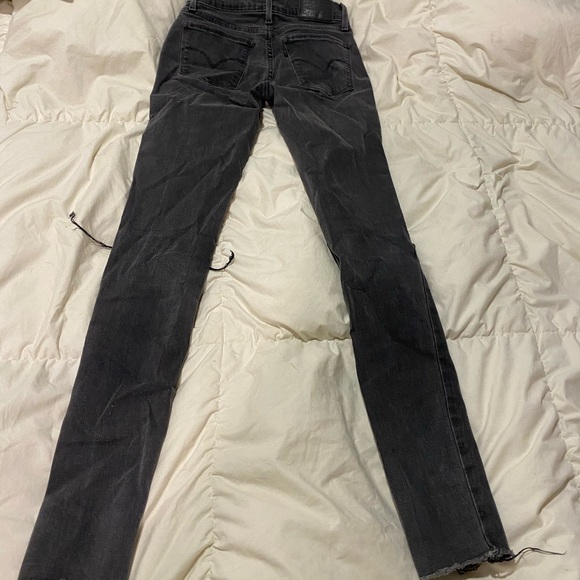 Levi’s Skinny Jeans - Picture 6 of 8